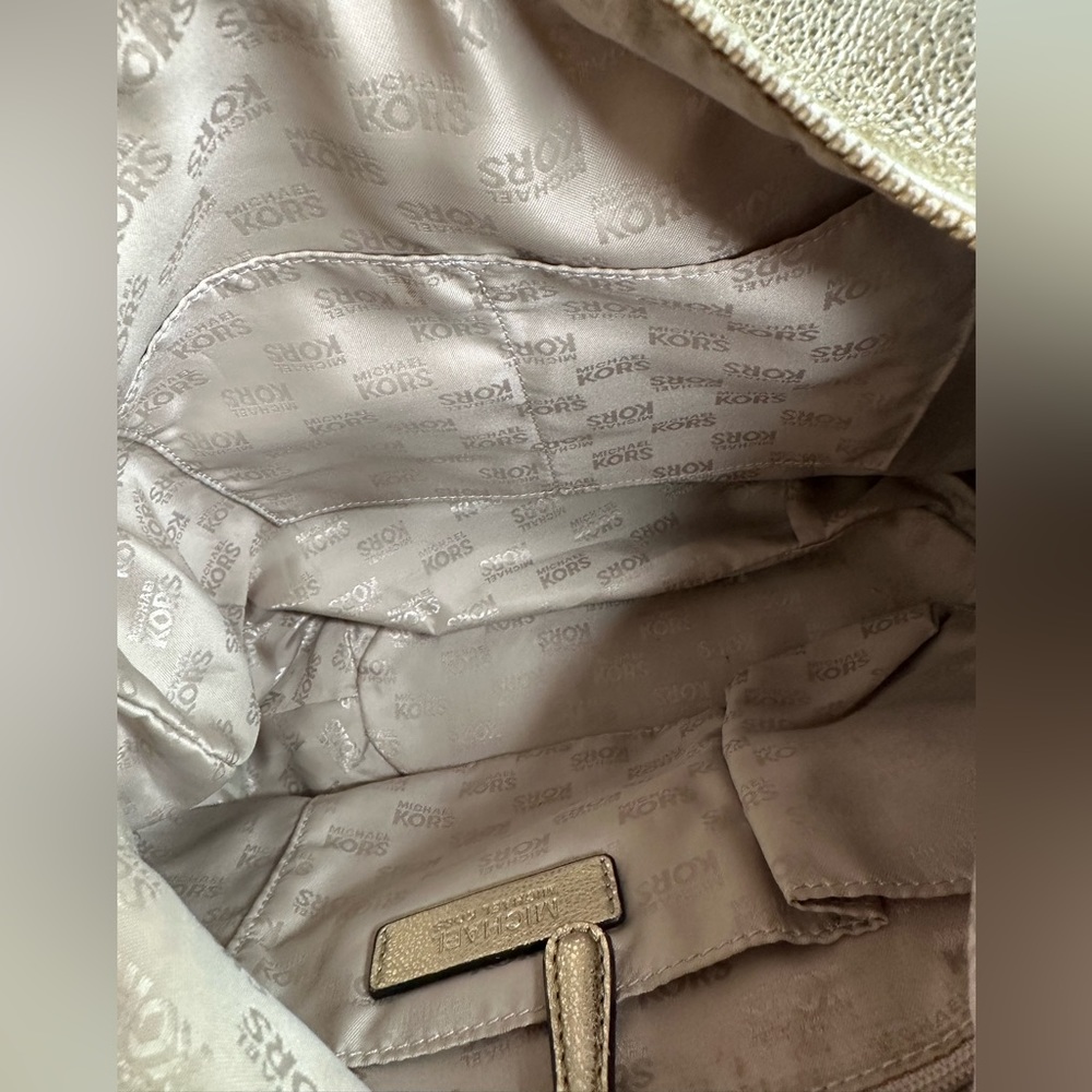 Michael Kors Gold Metallic Bag pristine condition - Picture 11 of 17